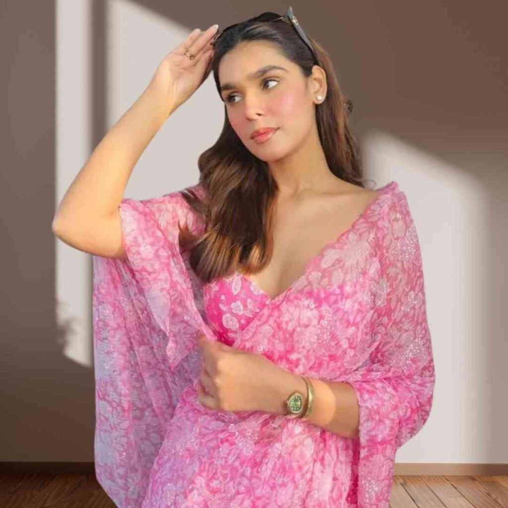 Real simple girl images for WhatsApp