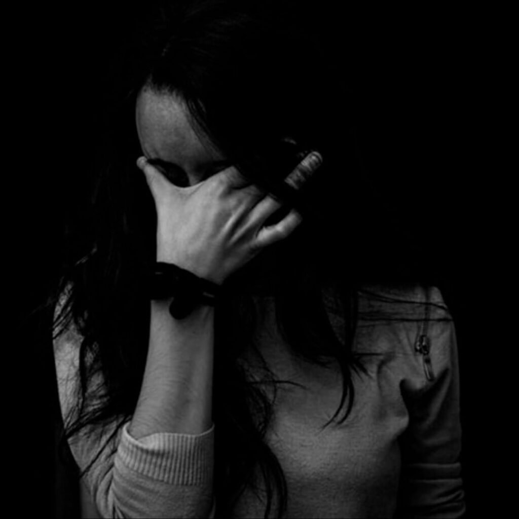  Emotional Sad Girl DP Pics