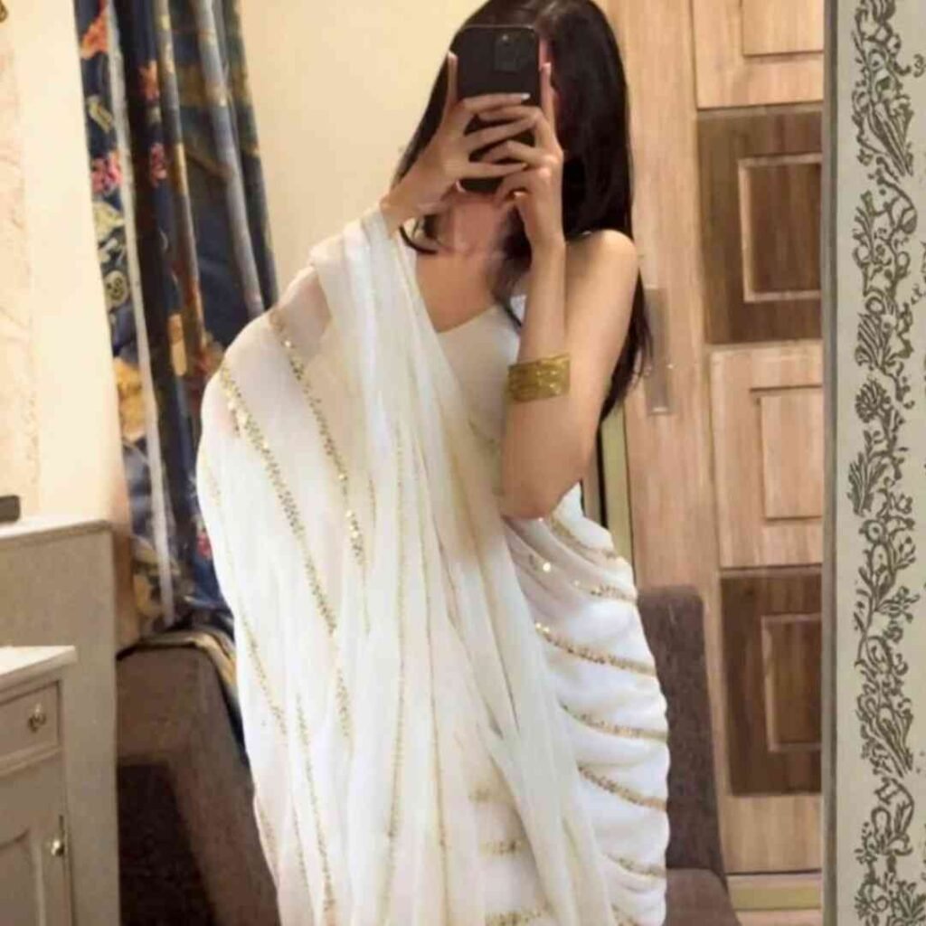 Facebook DP Girl Photos