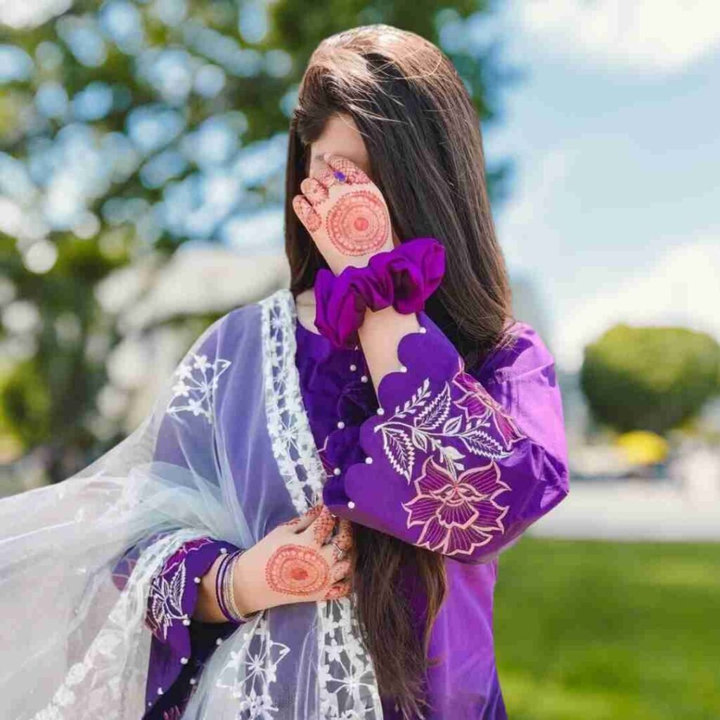 Facebook DP Girl Photos