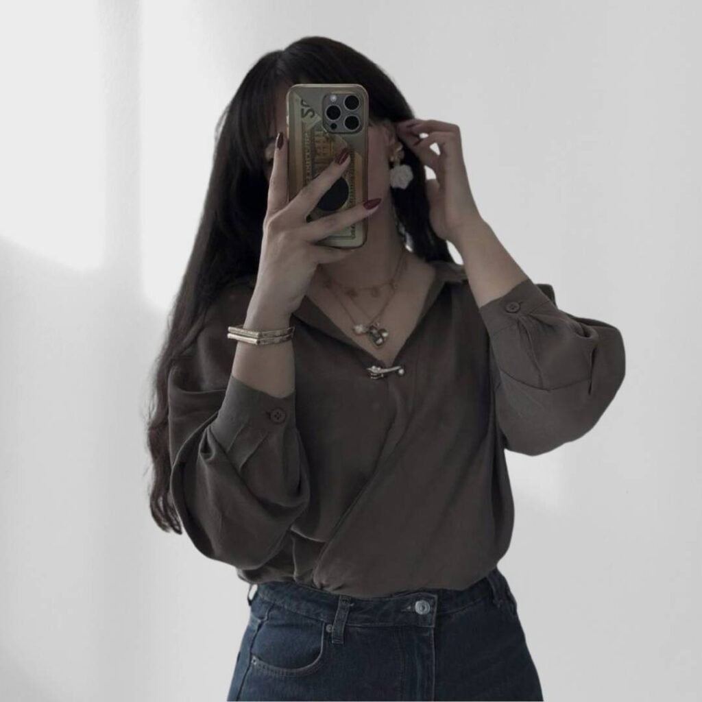 Facebook DP Girl for WhatsApp