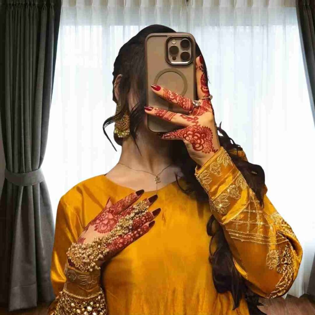  Girl Style Pic DP for Instagram