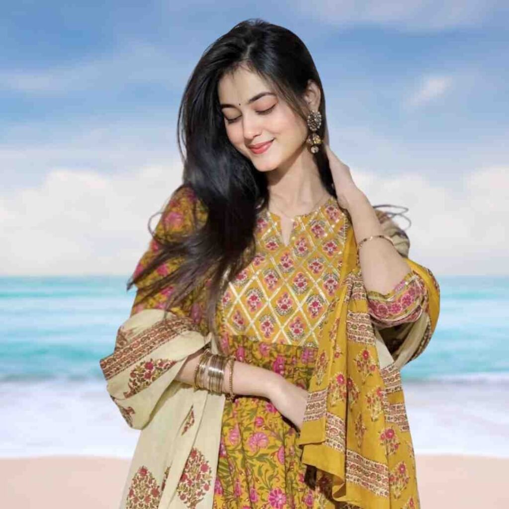 Girl Styli Pic DP for WhatsApp