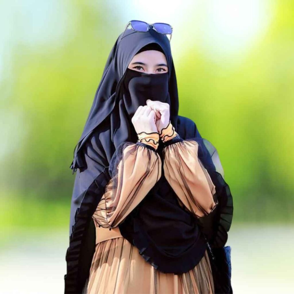 Instagram Hijab Girl DP for WhatsApp
