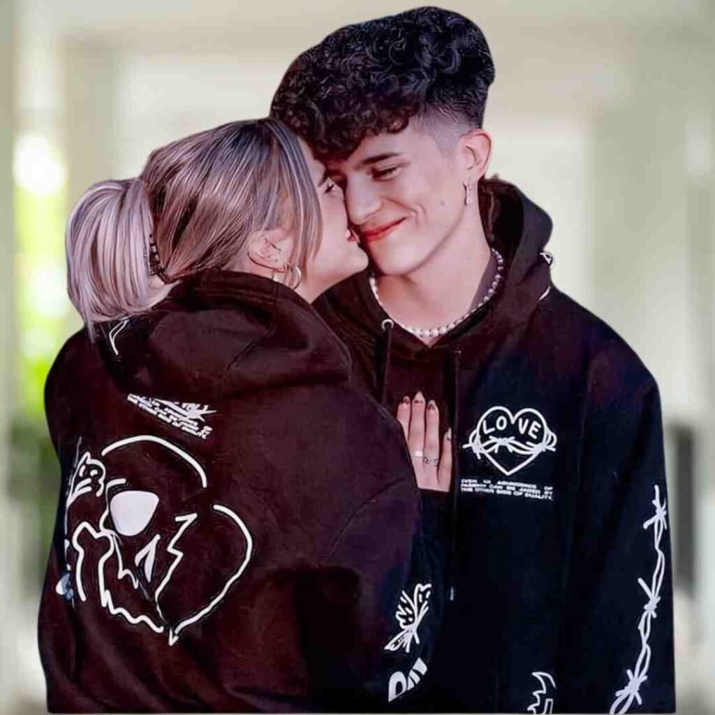 Couple DP for WhatsApp half half Pics