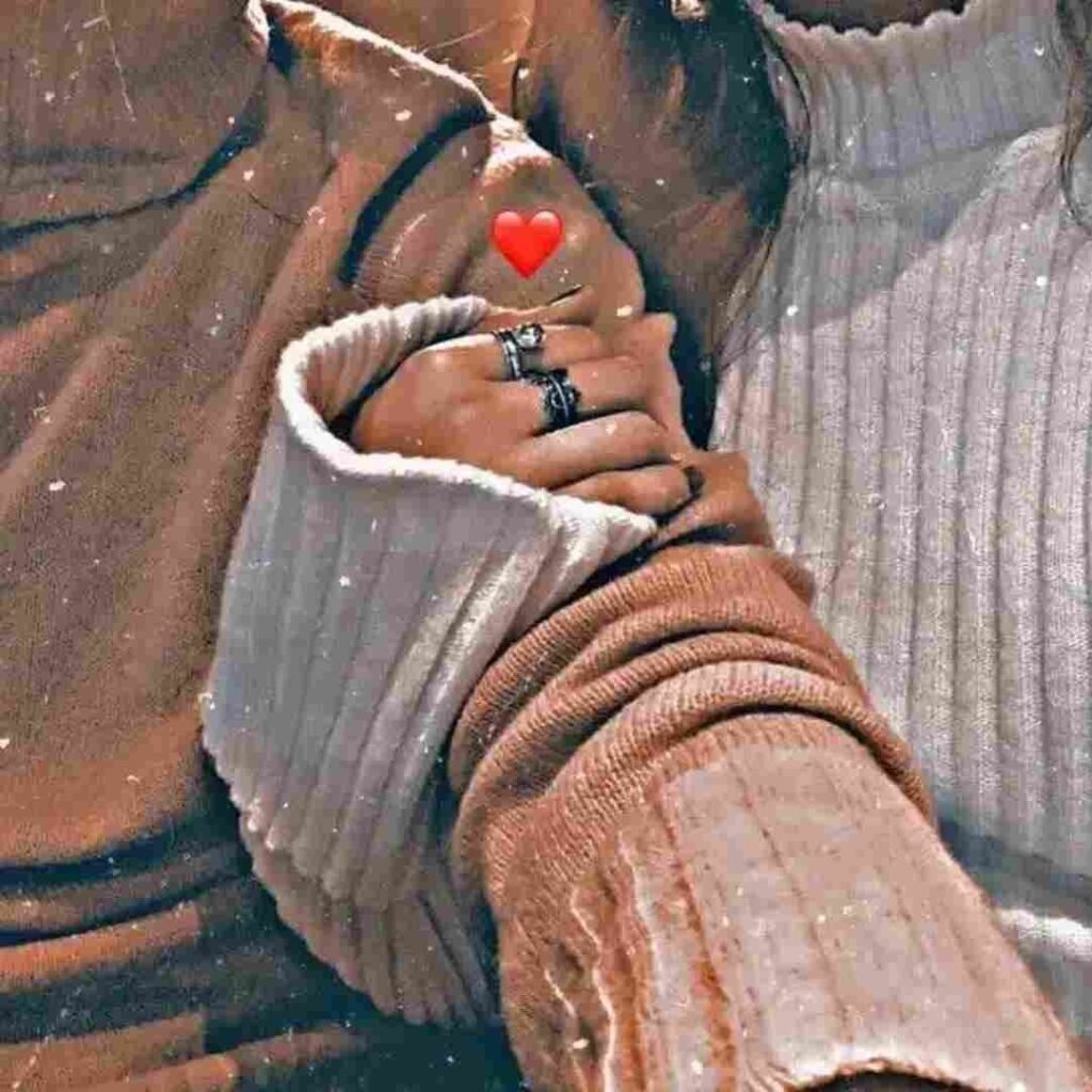 Couple DP for WhatsApp half half Pics