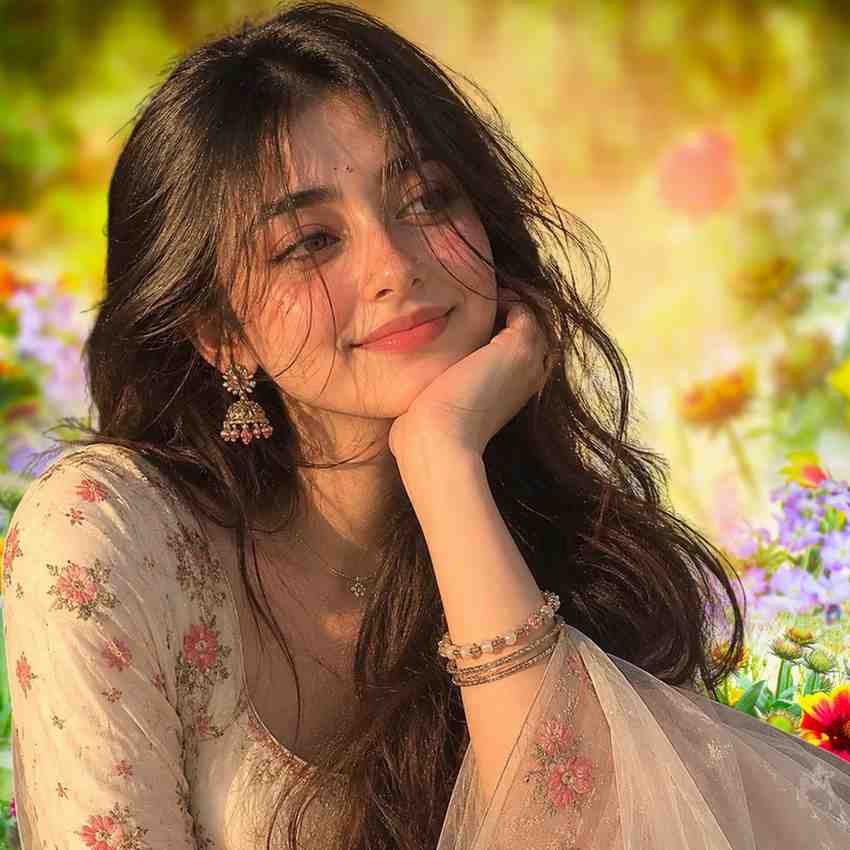 Girls Photo DP 