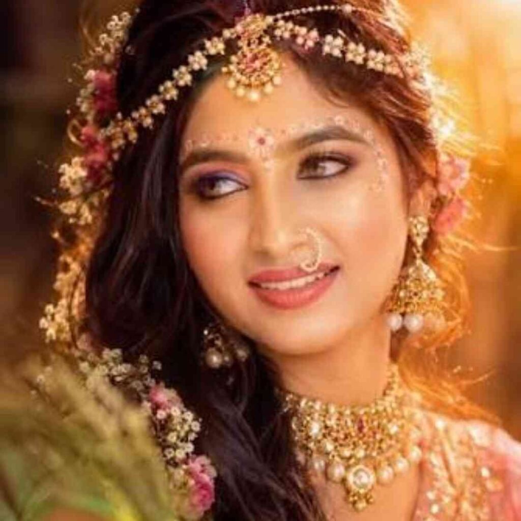 Radha Rani Pic DP 