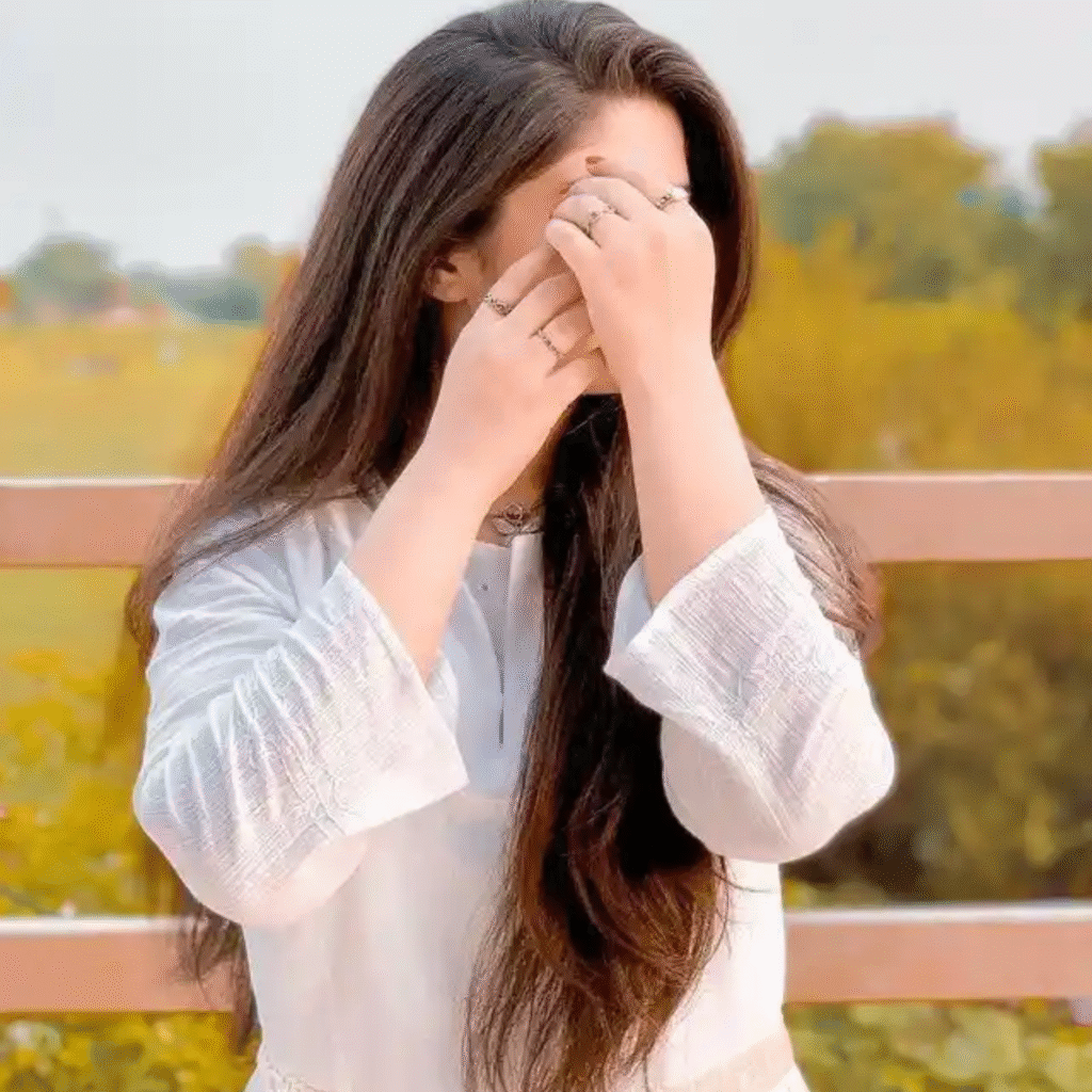 Hide Girl Photo DP Instagram face