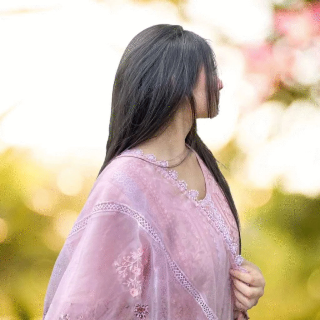 Hidden Face Insta DP Girl